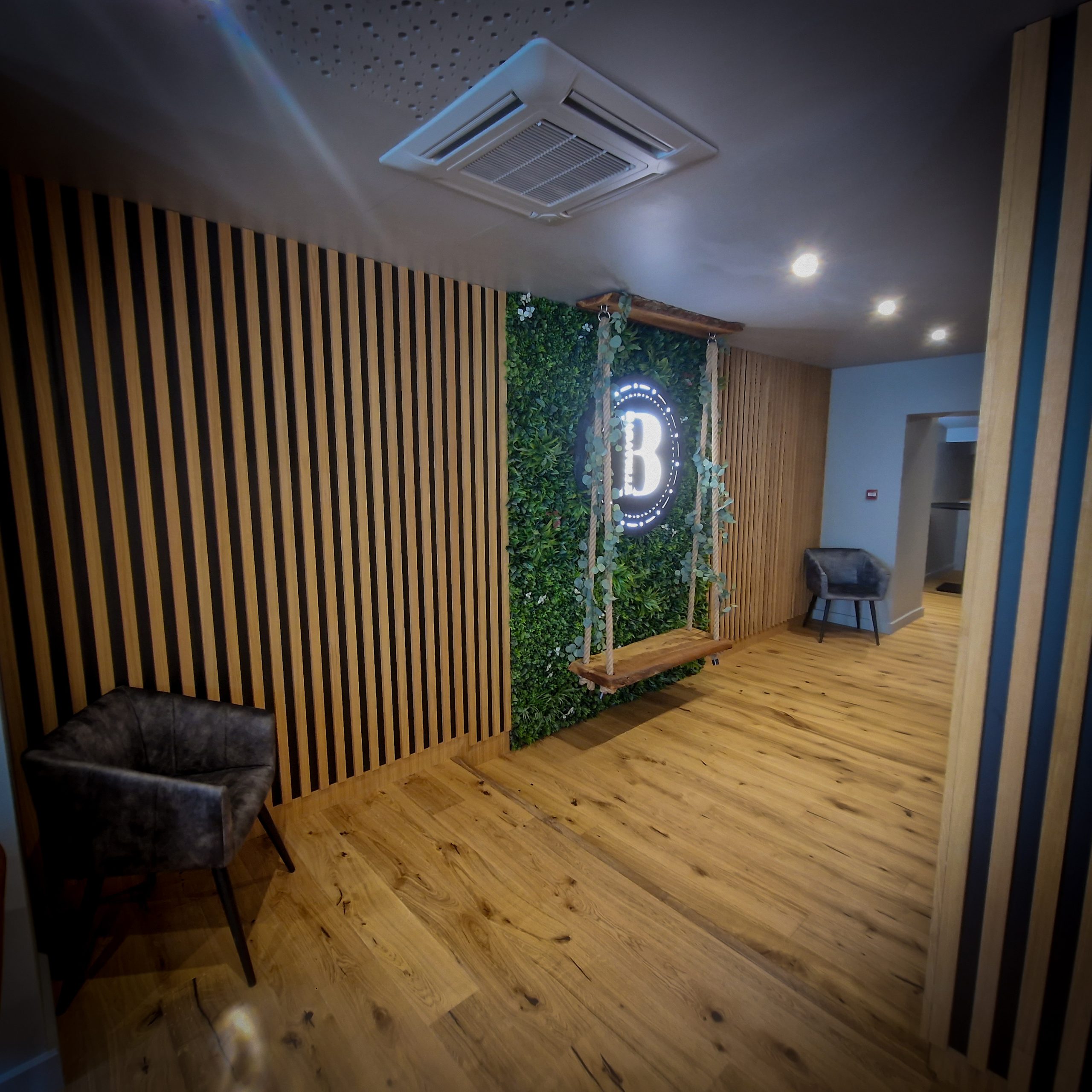 balançoire végéation, claustra, agencement